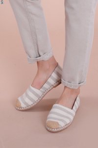 AYK-13106 Vizon Şeritli Hasır Detay Babet